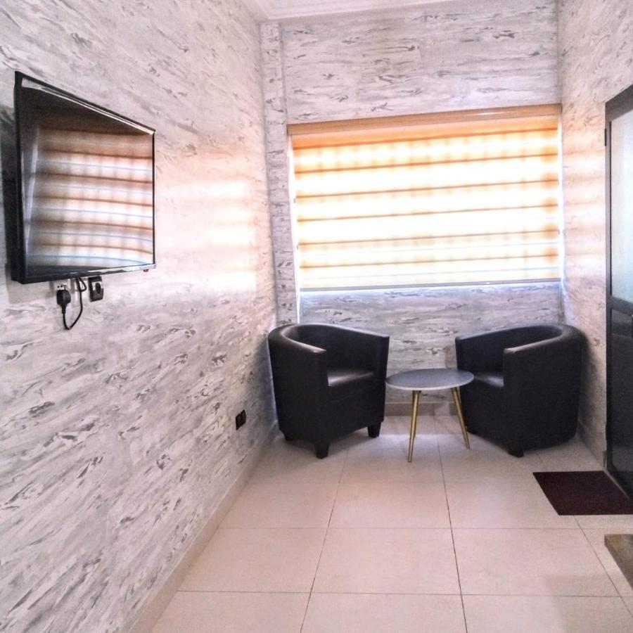Hotel Mavilla โกโตนู ภายนอก รูปภาพ