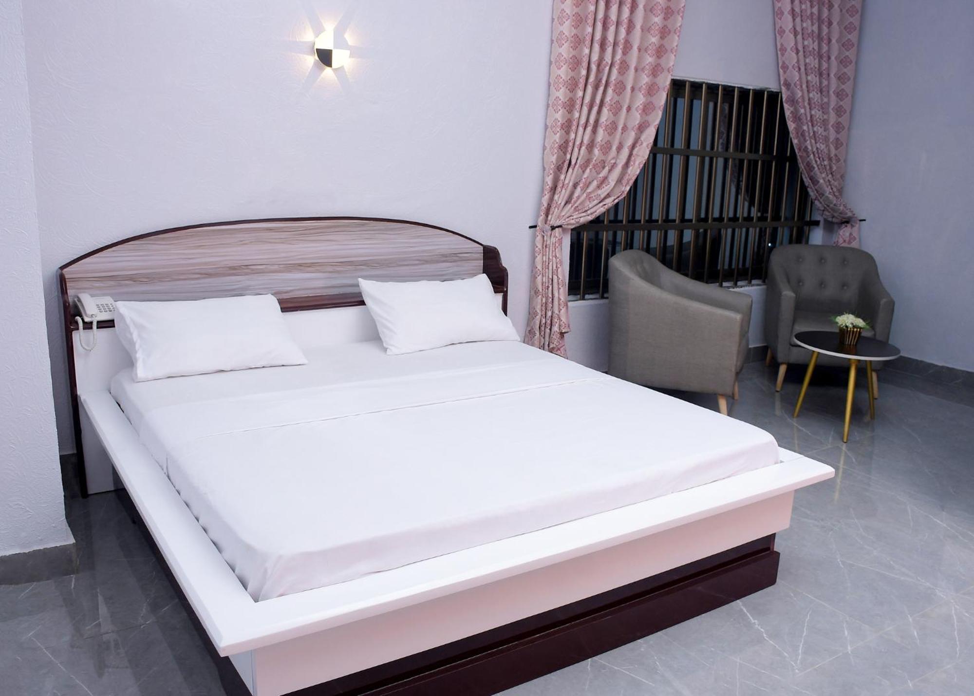 Hotel Mavilla โกโตนู ภายนอก รูปภาพ